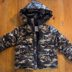 Appaman Blue, Black, Gray Camouflage Puffer Jacket For Boys 4T